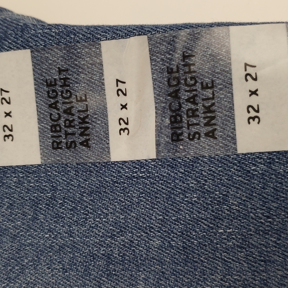 Levi's NWT Ribcage Straight Ankle Jeans Size 32/14 Button Fly - Picture 8 of 13